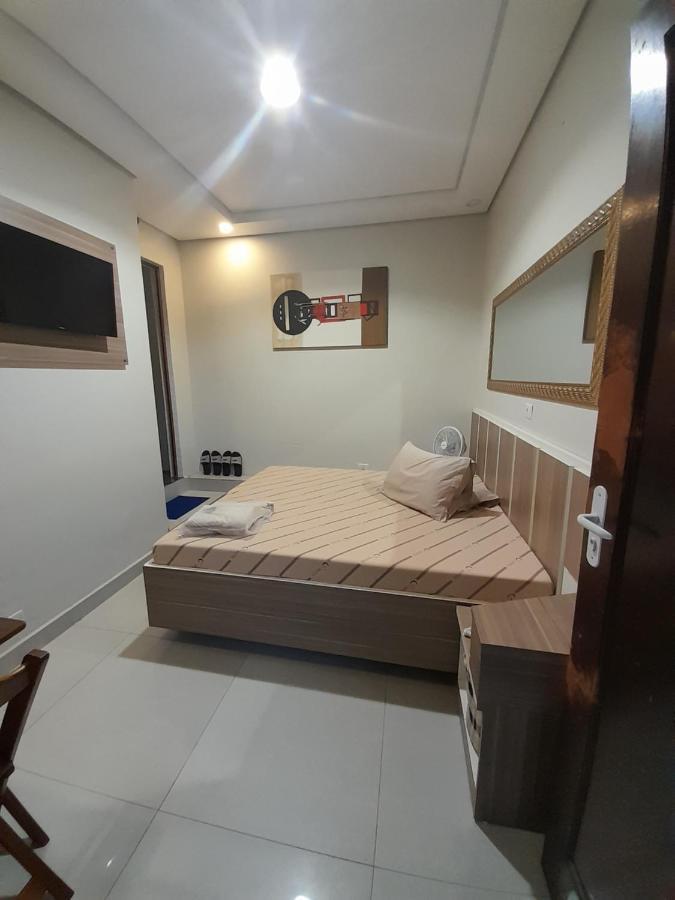 Hotel Off Осаску Екстериор снимка